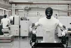 Siemens thử nghiệm robot hình người trong logistics công nghiệp
