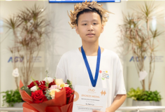 Cậu học trò thi vượt cấp, giành huy chương Olympic AI thế giới