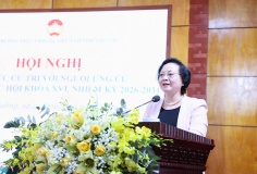 Phó Thủ tướng Phạm Thị Thanh Trà thông tin tới cử tri về lộ trình cải cách tiền lương, cắt giảm thủ tục hành chính