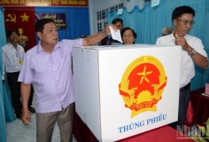 Nhiều khu vực trên địa bàn tỉnh Đồng Tháp hoàn thành công tác bỏ phiếu