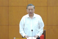 Tổng Bí thư Tô Lâm: Cần có chiến lược cụ thể nhằm tái cơ cấu nền kinh tế