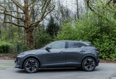 Xu hướng chọn xe của gia đình Việt thời bão giá xăng: Đủ tiện nghi nhưng phải “dễ nuôi”