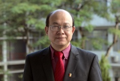 Chúc mừng PGS. Huỳnh Quyết Thắng - Giám đốc Đại học Bách khoa Hà Nội - trúng cử Đại biểu Quốc hội khóa XVI
