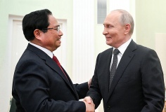 Thủ tướng Phạm Minh Chính hội kiến Tổng thống Liên bang Nga Vladimir Putin