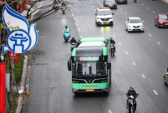 Hà Nội vận hành thêm 10 tuyến xe buýt điện, thúc đẩy giao thông xanh