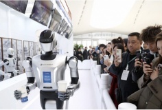Trung Quốc ban hành bộ tiêu chuẩn quốc gia đầu tiên cho robot hình người