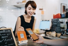 SHB triển khai chương trình “Dễ chuyển đổi – Vững kinh doanh”, đồng hành cùng hộ kinh doanh số hóa 