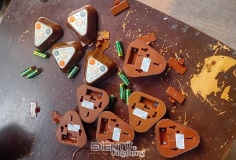 Thiết bị nút gọi quán cafe gây nhiễu sóng smartkey ô tô vì phát nhầm tần số 433 MHz