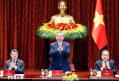 Tiếp tục đổi mới căn bản tư duy về công tác dân tộc và chính sách dân tộc