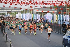 Từ cung đường xanh nhất VnExpress Marathon đến kỳ tích 365 ngày, Cần Giờ đẹp như phim khiến 5.000 runner ngỡ ngàng