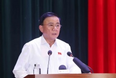 Thường trực Ban Bí thư Trần Cẩm Tú tiếp xúc cử tri tại Đà Nẵng