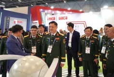 Việt Nam tham dự Triển lãm Quốc phòng và Hàng không vũ trụ SAHA 2026