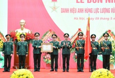 Đại tướng Phan Văn Giang dự Lễ đón nhận danh hiệu Anh hùng lực lượng vũ trang nhân dân của Cục 16 (Tổng cục II)