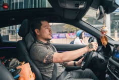 Sau gần 20 năm đi xe xăng, chủ xe chọn VinFast VF 7 vì “giá trị nhận được vượt xa mong đợi”