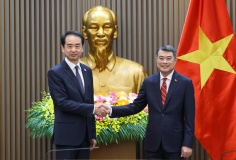 Thủ tướng Lê Minh Hưng tiếp Đại sứ Trung Quốc