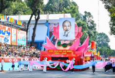 TƯ TƯỞNG HỒ CHÍ MINH SOI SÁNG HÀNH TRÌNH PHÁT TRIỂN ĐẤT NƯỚC