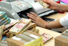 Lãi suất huy động tăng tốc, ngân hàng đối mặt áp lực chi phí vốn