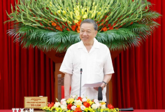 Đổi mới phương thức lãnh đạo của Đảng để làm cho đất nước phát triển bền vững