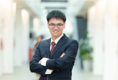 Ôm máy tính cũ chinh phục hàng chục giải lập trình khắp thế giới