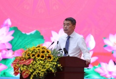 Thủ tướng Lê Minh Hưng: Đưa ngọn lửa thi đua trở thành sức mạnh hành động để tăng trưởng bền vững '2 con số'*
