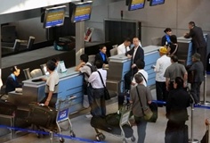 Chính phủ nới lỏng điều kiện, rút ngắn thời gian hủy bỏ tạm hoãn xuất cảnh do nợ thuế