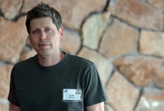 Đầu tiên là Microsoft, giờ đến Apple: Sam Altman liên tục “chia tay” các ông lớn Big Tech