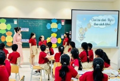 Nhiều trường công ở Hà Nội thu phí AI, STEM, tiếng Anh liên kết