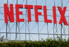 Cổ phiếu Netflix giảm do dự báo doanh thu gây thất vọng, công ty cho biết sẽ cung cấp ít cập nhật hơn về mức độ tương tác