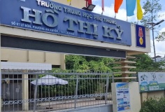 Cà Mau hủy kết quả thi của thí sinh đạt 10 điểm Toán vì sử dụng điện thoại trong phòng thi