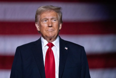 Tổng thống Trump: Mỹ đã thu về hơn 13 tỷ USD từ dầu Venezuela