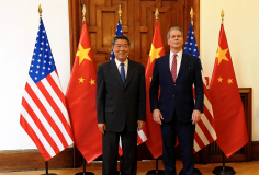 Mỹ và Trung Quốc bàn về thương mại, đất hiếm trước chuyến thăm của Chủ tịch Tập Cận Bình