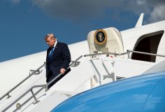 Tổng thống Trump: Đàm phán Mỹ - Iran diễn ra vào thứ Hai