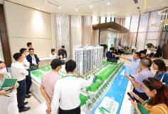 Lãi vay mua nhà tăng cao, thị trường đối mặt sức ép thanh khoản
