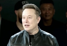 Cổ phiếu SpaceX hồi phục, đóng cửa trên giá IPO 135 USD lần đầu tiên sau nhiều tuần