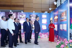 Tổng Bí thư, Chủ tịch nước Tô Lâm tham quan triển lãm “Những tấm gương bình dị mà cao quý”