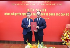 Tiến sĩ 53 tuổi làm Phó Chủ tịch Viện Hàn lâm Khoa học và Công nghệ