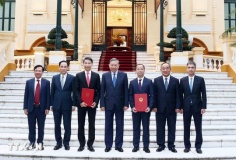 Tổng Bí thư, Chủ tịch nước Tô Lâm trao quyết định bổ nhiệm 2 Đại sứ Việt Nam tại nước ngoài