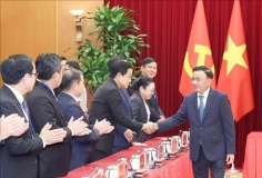 Thường trực Ban Bí thư Trần Cẩm Tú tiếp Đoàn cán bộ cấp cao Đảng Nhân dân Cách mạng Lào