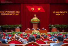 Xây dựng Đảng và hệ thống chính trị đủ sức lãnh đạo, tổ chức thực hiện các mục tiêu phát triển