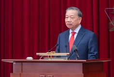 Khai mạc Hội nghị lần thứ Tư, Ban Chấp hành Trung ương Đảng khóa XIV