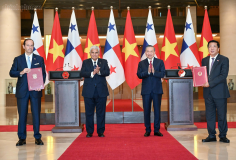 Tổng Bí thư, Chủ tịch nước Tô Lâm và Tổng thống Panama chứng kiến Lễ trao các văn kiện hợp tác