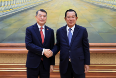 Thủ tướng Lê Minh Hưng hội kiến Chủ tịch Đảng Nhân dân, Chủ tịch Thượng viện Campuchia Hun Sen
