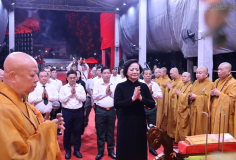 Cầu siêu cho anh linh 731 liệt sĩ trước giờ truy điệu, an táng
