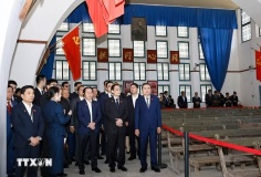 Chủ tịch Quốc hội Trần Thanh Mẫn thăm di tích lịch sử cách mạng tại tỉnh Thiểm Tây của Trung Quốc