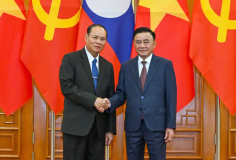 Thường trực Ban Bí thư Trần Cẩm Tú hội đàm với Thường trực Ban Bí thư Trung ương Đảng Nhân dân Cách mạng Lào