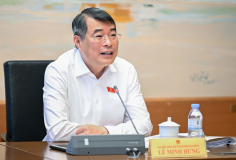 Thủ tướng: Không để tăng giá vô lý với nhà ở cho người thu nhập thấp