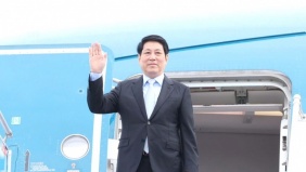 Chủ tịch nước Lương Cường lên đường dự Tuần lễ cấp cao APEC lần thứ 32