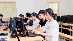 Luật Công nghiệp công nghệ số: Định hướng mới cho đào tạo và cơ hội nghề nghiệp của sinh viên CNTT