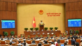 Quốc hội Quyết nghị phấn đấu tăng trưởng GDP năm 2026 đạt từ 10% trở lên