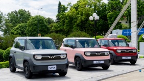 Người dùng lên đời ô tô lần đầu: VinFast VF 3 đang là lựa chọn dễ mua, dễ nuôi nhất thị trường